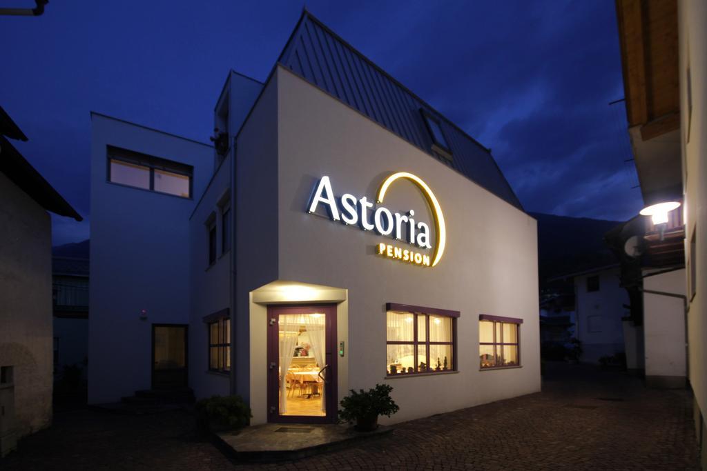 Pension & Residence Astoria Prato allo Stelvio Esterno foto