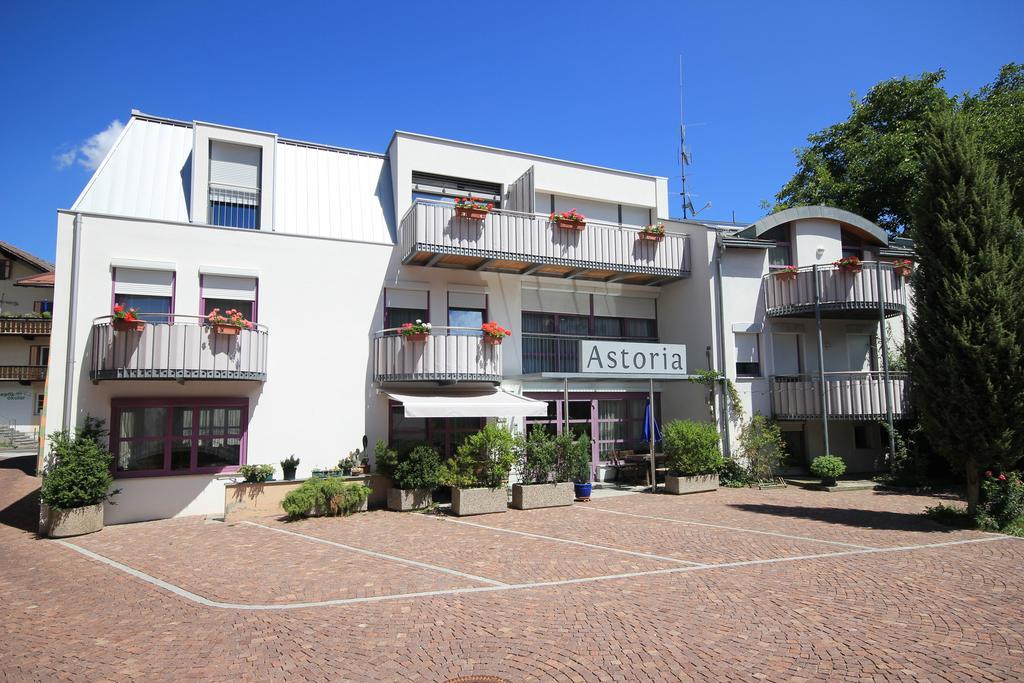 Pension & Residence Astoria Prato allo Stelvio Esterno foto